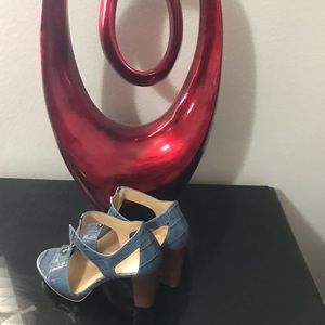 Mk high heels